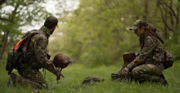 hunting-with-decoys