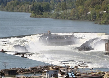 An aerial photo of the Willamette Falls