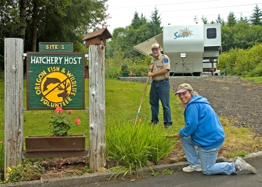 Volunteer hatchery hosts landscaping