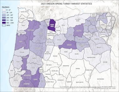 Map of Oregon showing number of hunters per hunting by management unit