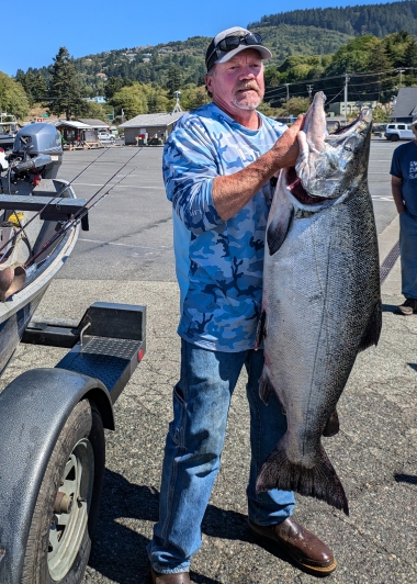 Steve_Wood_52lbs_Chinook_Chetco