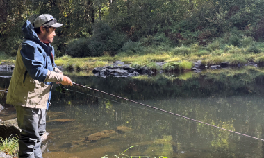 Twitching_fishing_Tim_Ackimoff