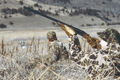 image of waterfowl hunters at Summer Lake