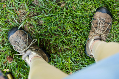 image of how to place feet when bow shooting